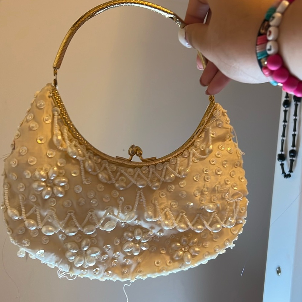 Cute, vintage purse